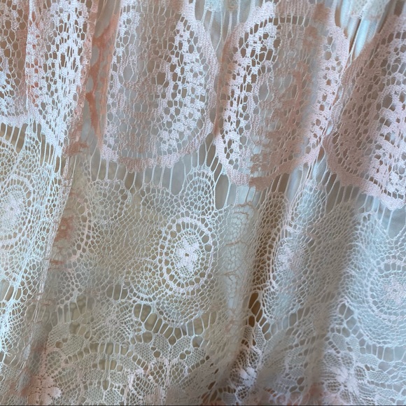 โNWTโ Halter Crochet Peach Dress - Picture 7 of 9